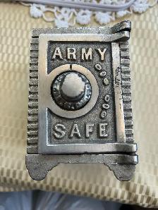 vintage cast iron bank - Photo 2