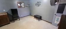 bachelor suite utilities cable and internet included - Photo 2