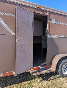 Horse Trailer - Photo 5