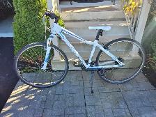Liv Rove Hybrid Bike (by Giant) - Photo 2