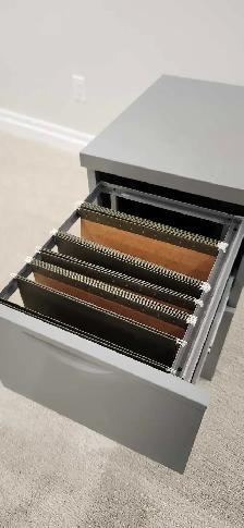 2 Drawer Lockable Filing Cabinet - Photo 2