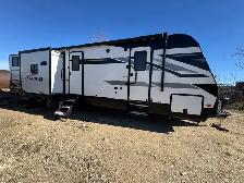 2022 Grand Design Imagine 3250BH