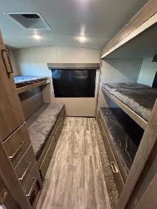 2022 Grand Design Imagine 3250BH - Photo 6