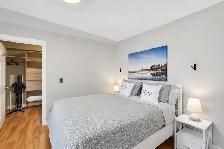 Isle Lake 2 Bed Lake View 1.5-Storey with Dock, Silver Sands - Photo 8