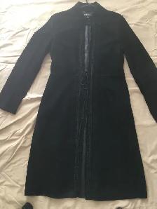 Beau 2pièces, manteau et pantalon suède souple/lavable gr6,  60$