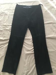 Beau 2pièces, manteau et pantalon suède souple/lavable gr6,  60$ - Photo 3