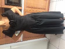 BELLE ROBE NEUVE À TRAINE SATIN NOIR RÈS CHIC GR 6FEMME $150.00 - Photo 2