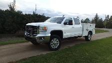 2016 GMC 3500 Crew Cab 4x4 Service Truck - Photo 2
