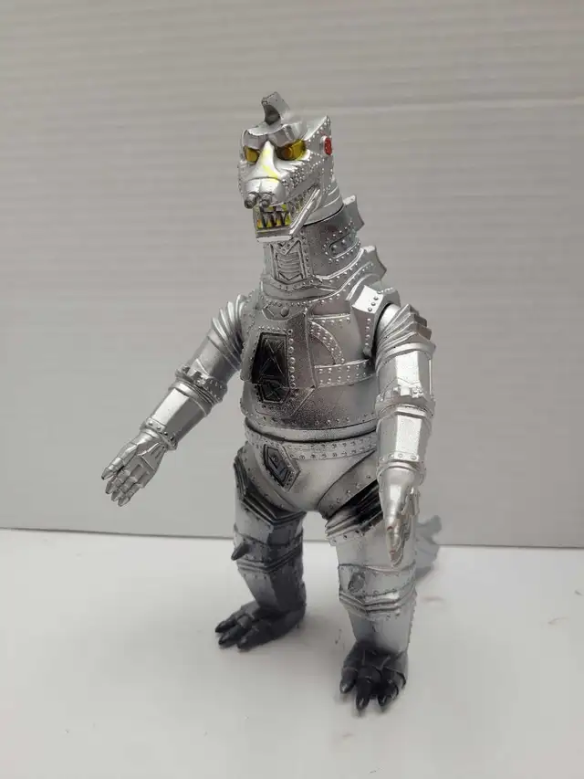 Mechagodzilla 1 Bandai 1983 7.5' Figure Godzilla Universe