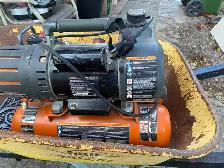 double tank air compressor - Photo 2