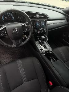 Honda Civic Hatchback - Photo 6