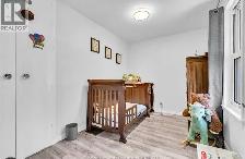 House for Sale with Paul Bistany Real Estate - Photo 10