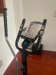 Treadmill And indoor bike - Photo 3