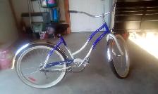Women's Bicycle Schwinn cruiser