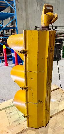 Vintage Metal ‘GE’ Traffic Signal Light (w Three Working Lenses) - Photo 5