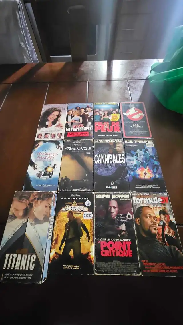 Lot de vieux films VHS