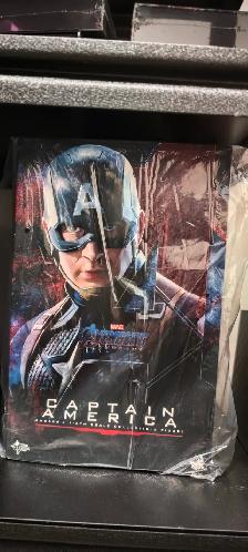 Hot Toys 1/6 Action Figures, MISB (Brand New Sealed) - Photo 2