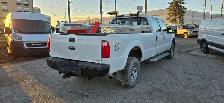 2016 Ford Super Duty F-350 SRW 4x4 - 8FT Box - Tow Package - Photo 4