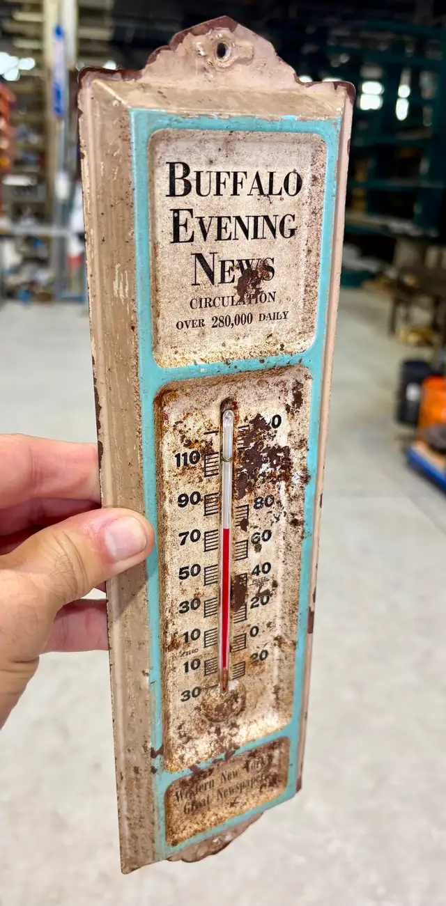 Vintage Advertising Thermometer (Buffalo Evening News Newspaper)