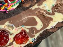 Cherryfetti Cookie Pie - Photo 5