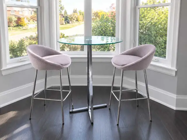 Orren Ellis Table and Chili Bar Stools Set