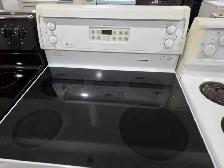 GE 30' White Electric Glass Top Freestanding Stove Oven Range - Photo 2