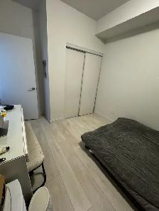 Furnished 1bed at Yonge & Eglinton (subway-connected) - Photo 2