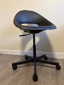 Chair for sale - Photo 2