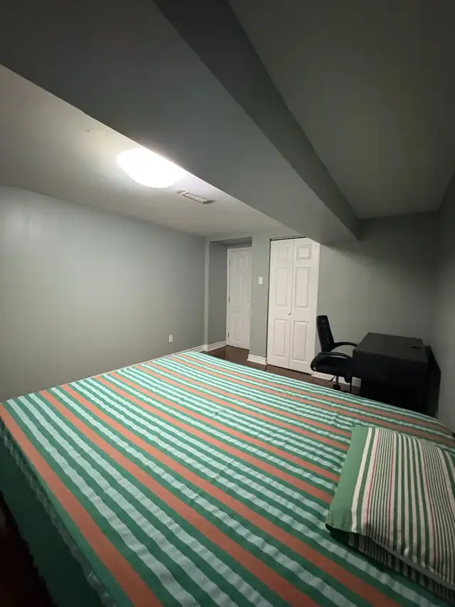Room For Rent / Near Kennedy Station and Scarborough GO Station