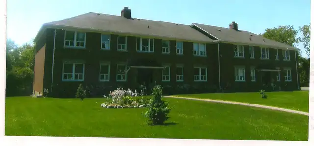 Large 1-Bed Apt for Rent in Oshawa near Costco