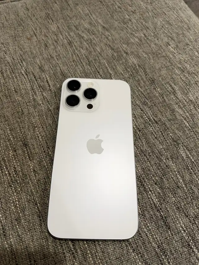 iPhone 16 pro max 256 gb
