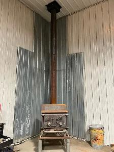 Wood Stove - Photo 2