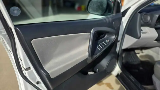 2011 Toyota RAV 4 for sale