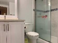 Room for rent near Sheppard West Station (North York) - Photo 6