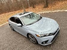 2022 Honda Civic Touring - Photo 5