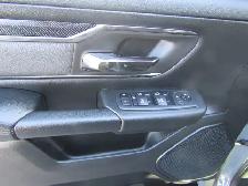 2021 Ram 1500 5.7 L V8 Big Horn 4x4 Crew Cab 5'7' Box | Leather - Photo 15