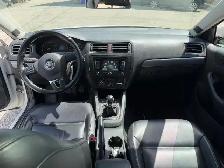 2013 Volkswagen Jetta 4dr Man SEL w/Nav - Photo 9