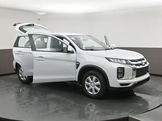 2026 Mitsubishi RVR ES 4WD | HEATED SEATS | POWER WINDOWS & MORE