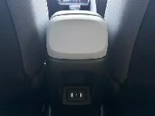 2026 Hyundai Elantra Luxury - Photo 9