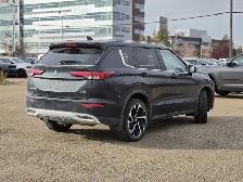 2024 Mitsubishi Outlander SE - Photo 5