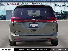 2027 Chrysler Pacifica Select Select AWD - Photo 5