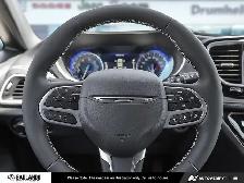 2027 Chrysler Pacifica Select Select AWD - Photo 13