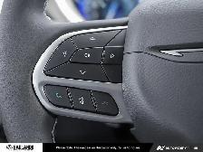 2027 Chrysler Pacifica Select Select AWD - Photo 15