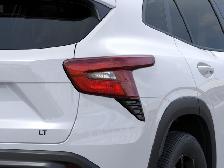 2026 Chevrolet Trax LT Heated Seats - Remote Start - Photo 11