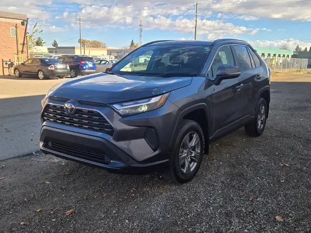 2023 Toyota RAV4 XLE AWD