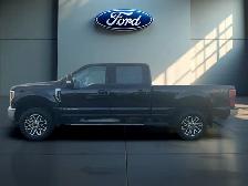 2019 Ford Super Duty F-350 SRW LARIAT 4WD Crew Cab 6.75' Box for