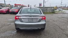 2013 Chrysler 200 LX, SEDAN, ONLY 126KMS, 4 CYLINDER, CERTIFIED - Photo 4