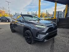 2023 Toyota RAV4 Hybrid SE AWD-1 Owner-No Accidents-Dealer Servi - Photo 2