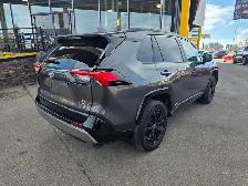 2023 Toyota RAV4 Hybrid SE AWD-1 Owner-No Accidents-Dealer Servi - Photo 9