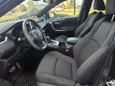 2023 Toyota RAV4 Hybrid SE AWD-1 Owner-No Accidents-Dealer Servi - Photo 14
